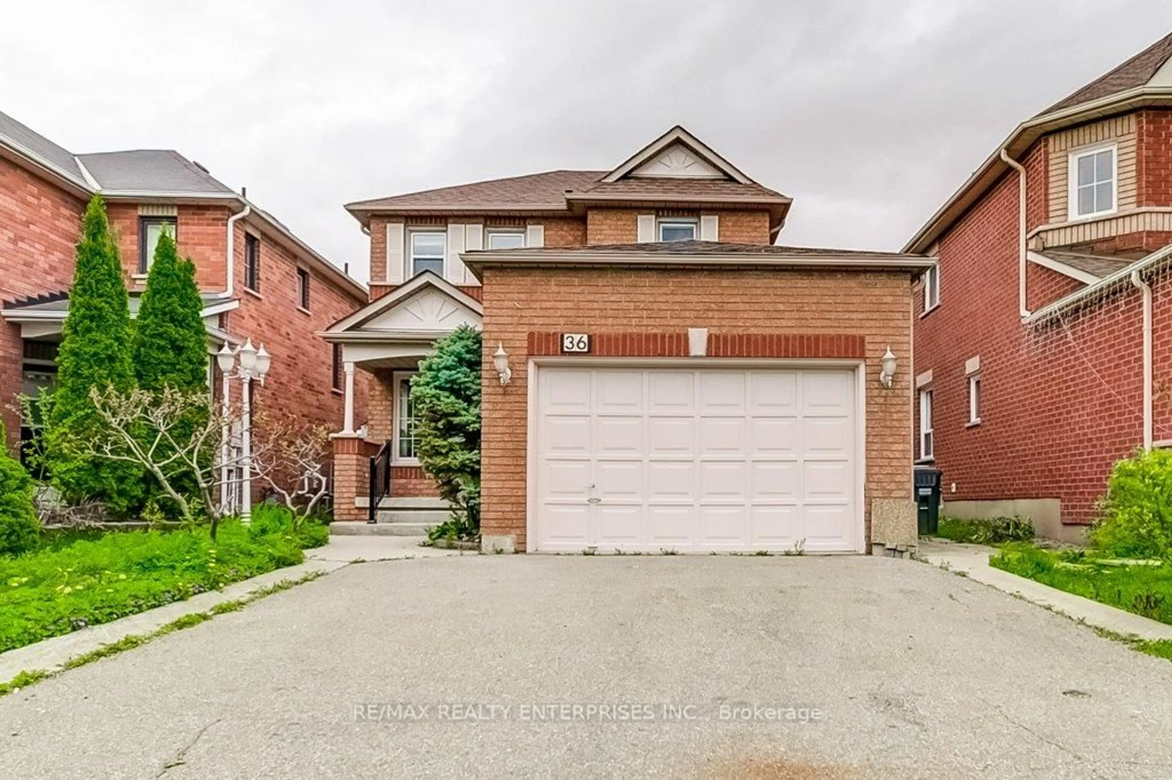 Home with brick exterior material, street for 36 Mapleshade Dr, Brampton Ontario L7A 1H1