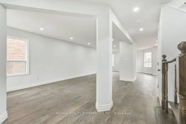 Additional property image - 36 Mapleshade Dr