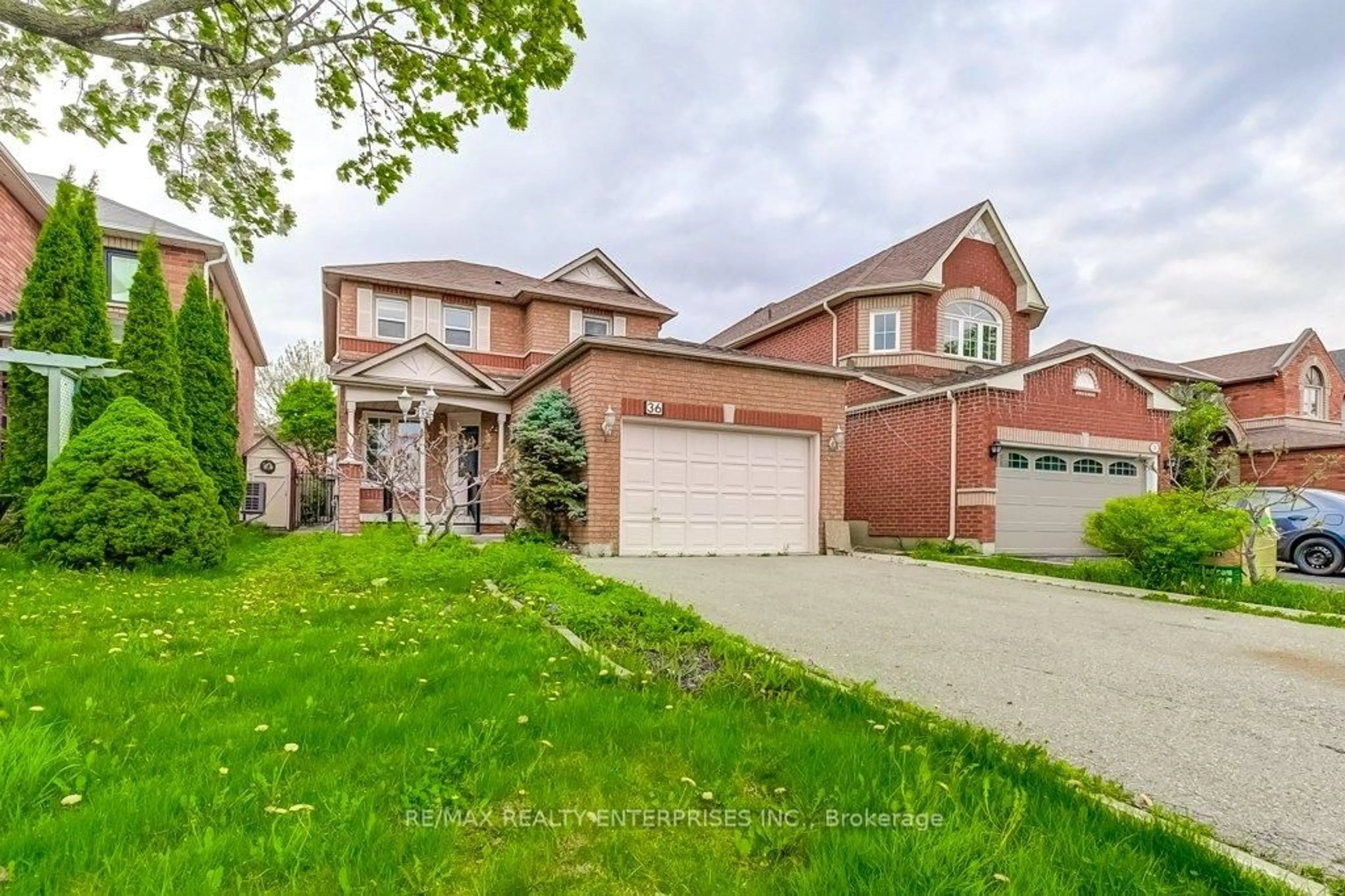 Home with brick exterior material, street for 36 Mapleshade Dr, Brampton Ontario L7A 1H1
