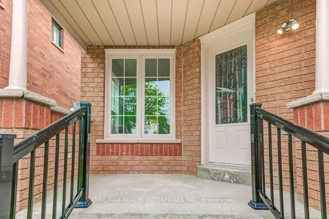Additional property image - 36 Mapleshade Dr