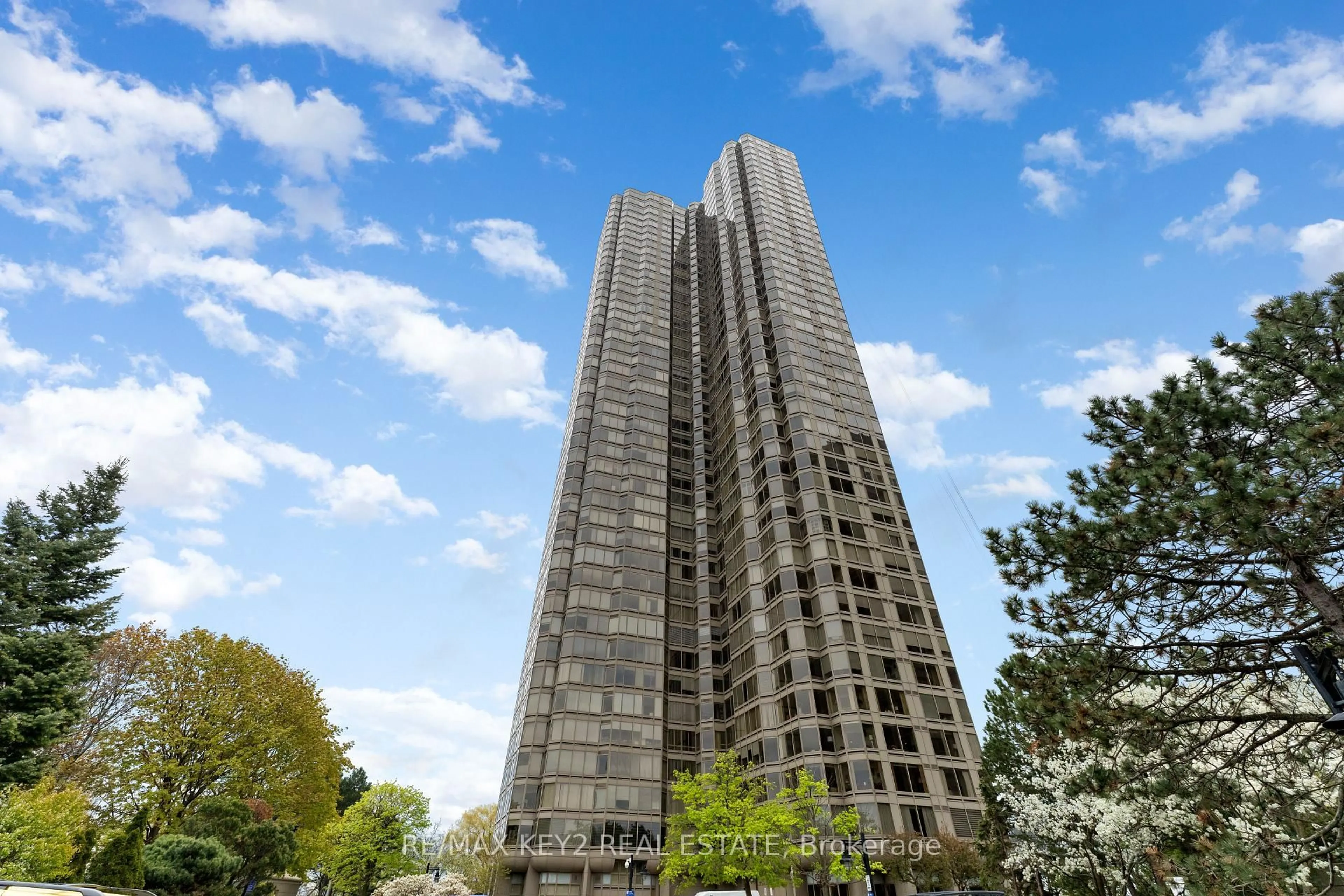 Unknown for 1 Palace Pier Crt #3704, Toronto Ontario M8V 3W9