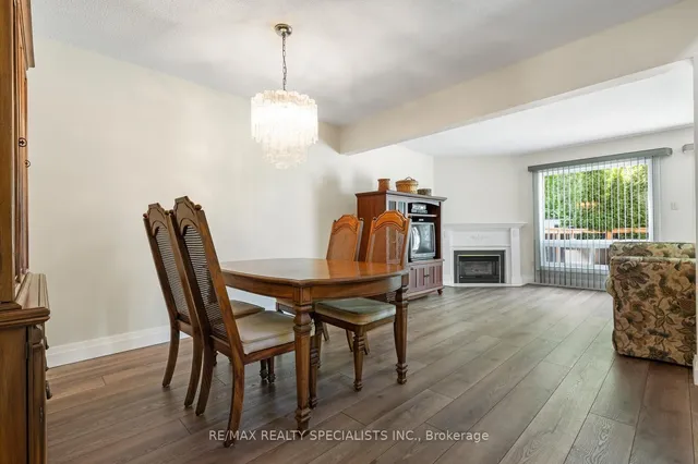 Additional property image - 826 Constellation Dr