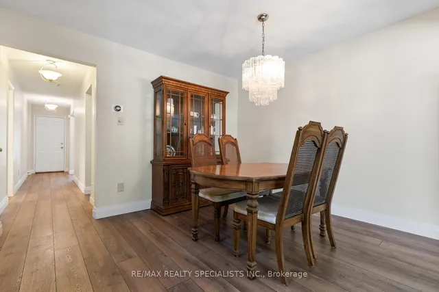 Additional property image - 826 Constellation Dr