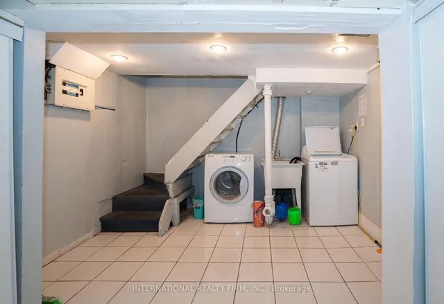 Additional property image - 224 King St