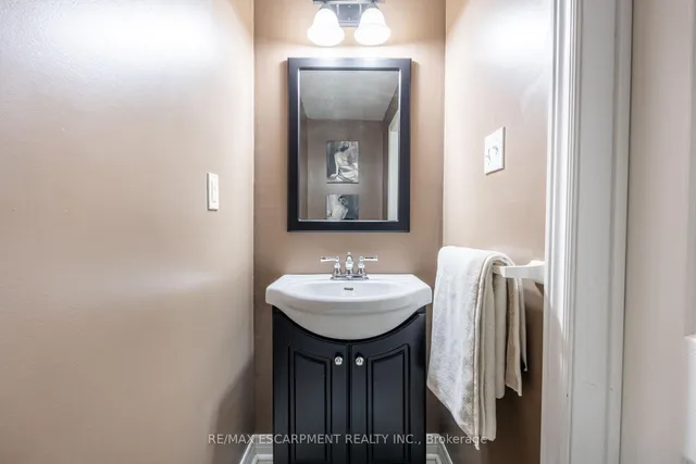 Additional property image - 3523 Fowler Crt
