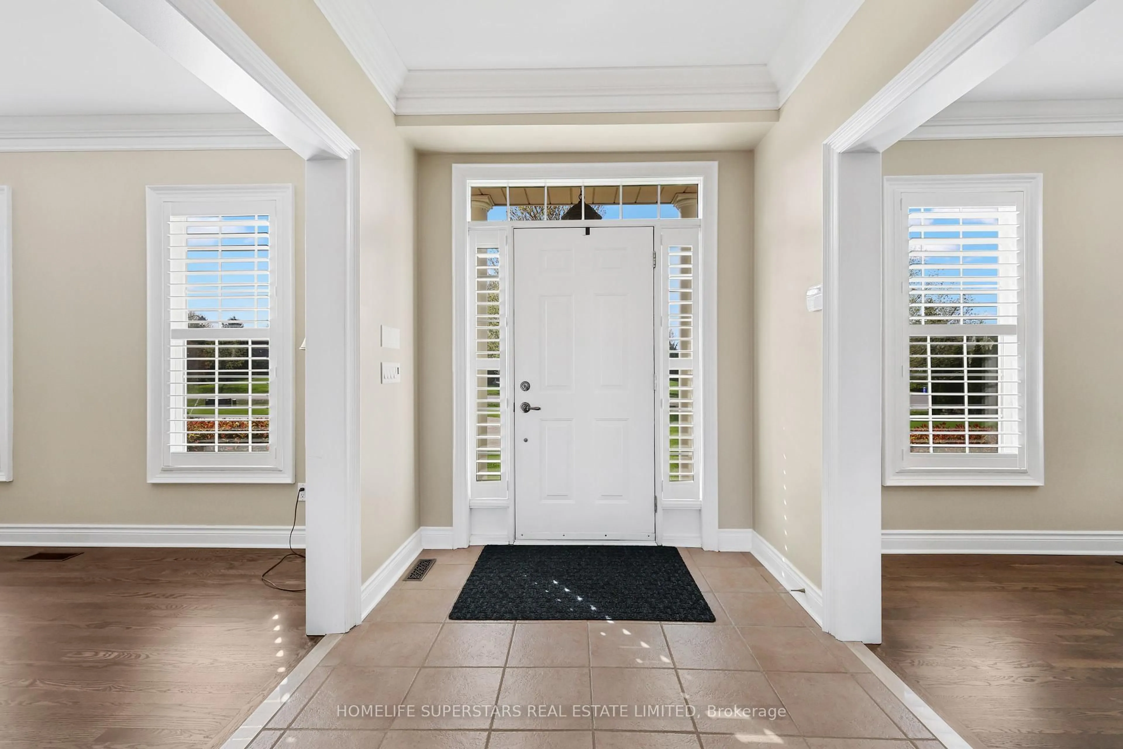 Indoor entryway for 11230 Rutledge Way, Milton Ontario L0P 1B0