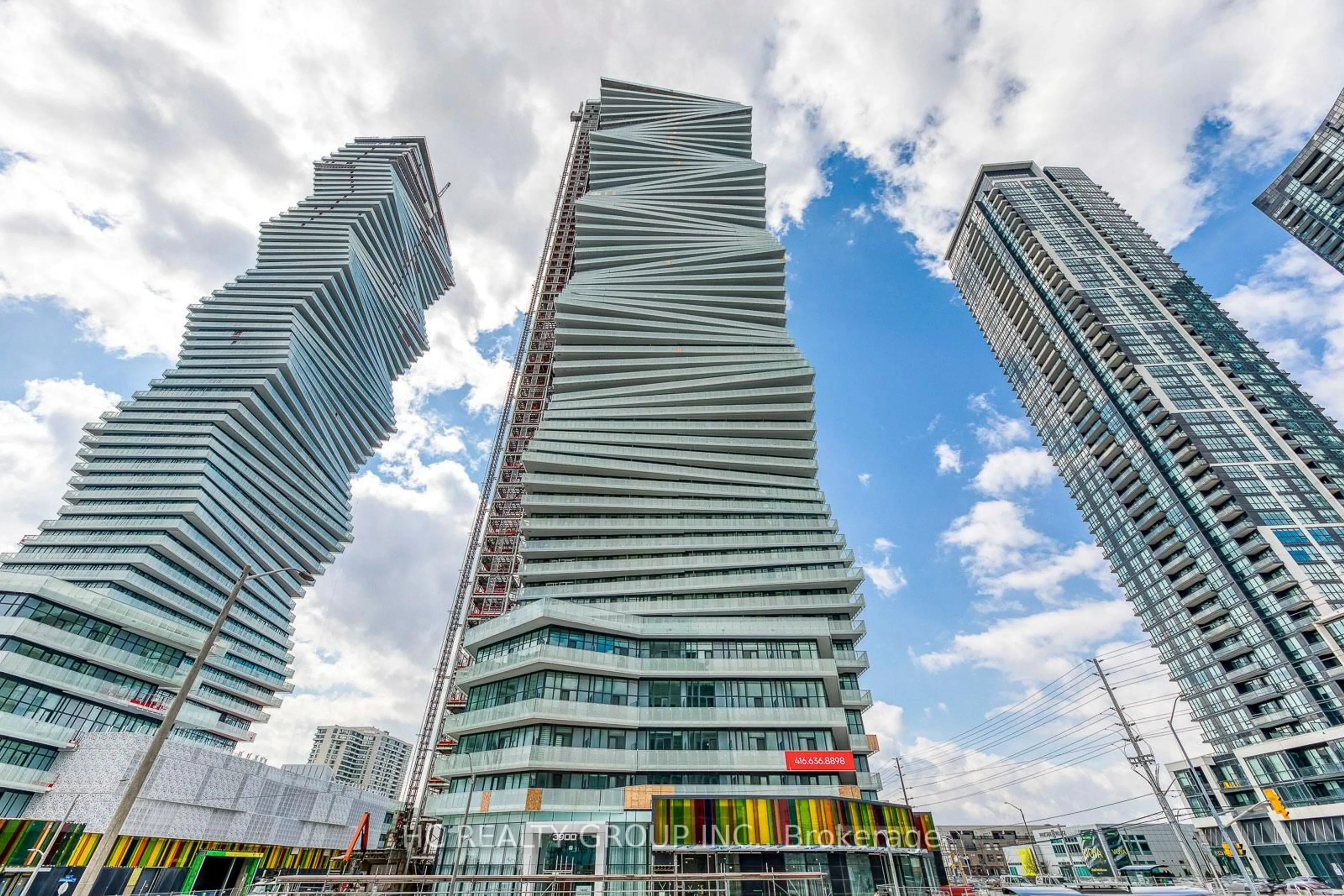 Unknown for 3900 Confederation Pkwy #2805, Mississauga Ontario L5B 0M3