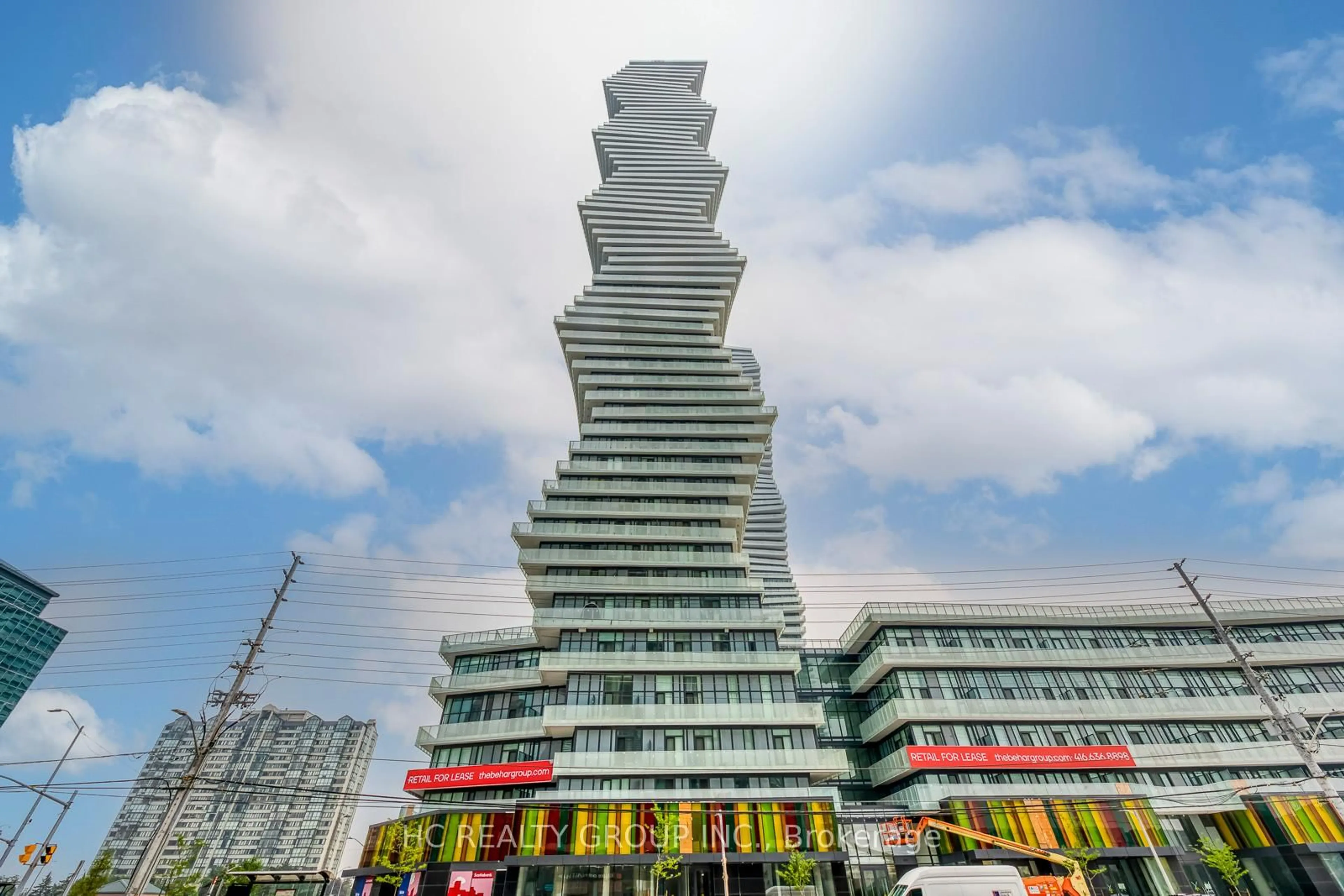 Unknown for 3900 Confederation Pkwy #2805, Mississauga Ontario L5B 0M3