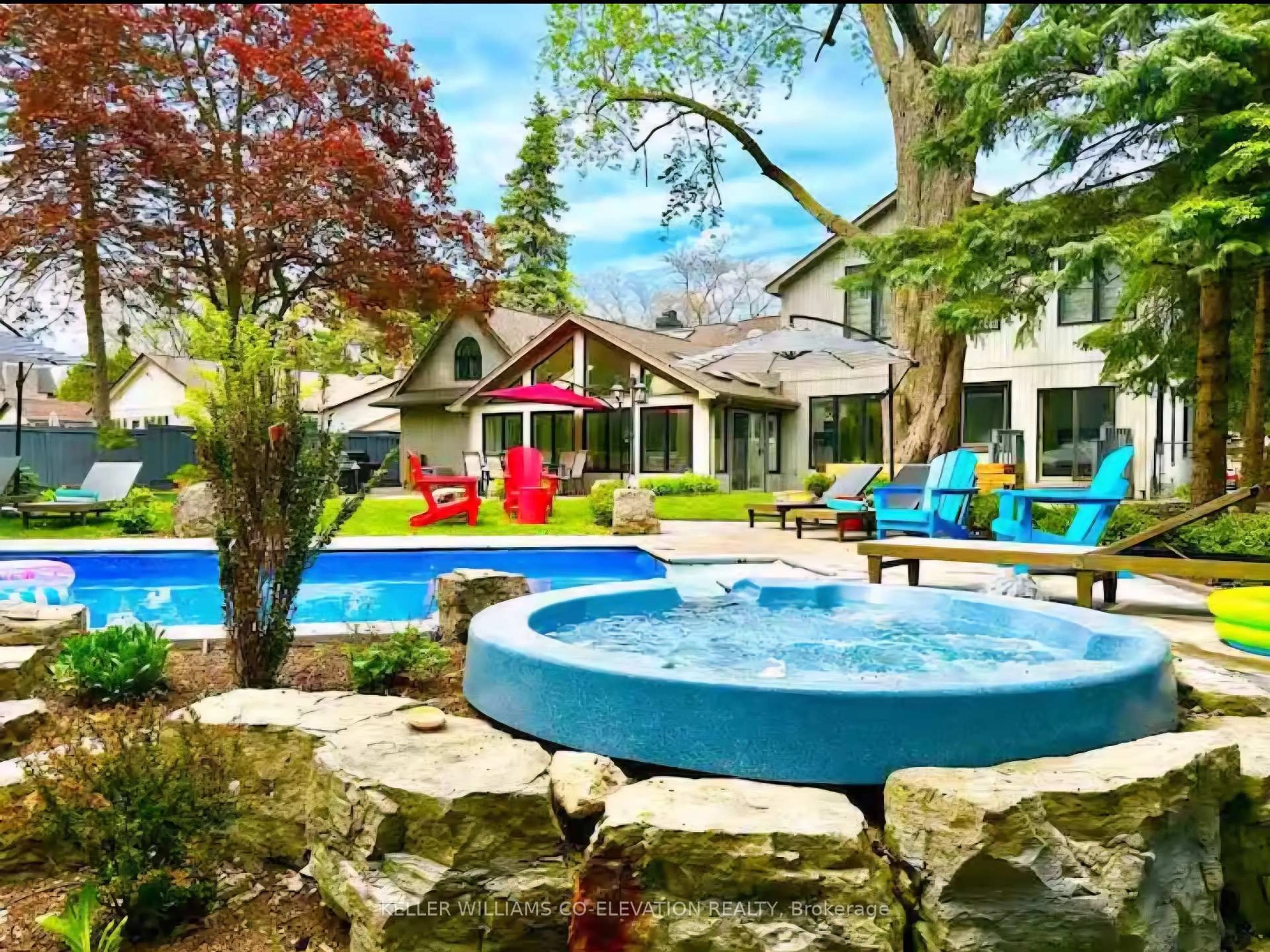 Patio, water/lake/river/ocean view for 876 Parkland Ave, Mississauga Ontario L5H 3H1