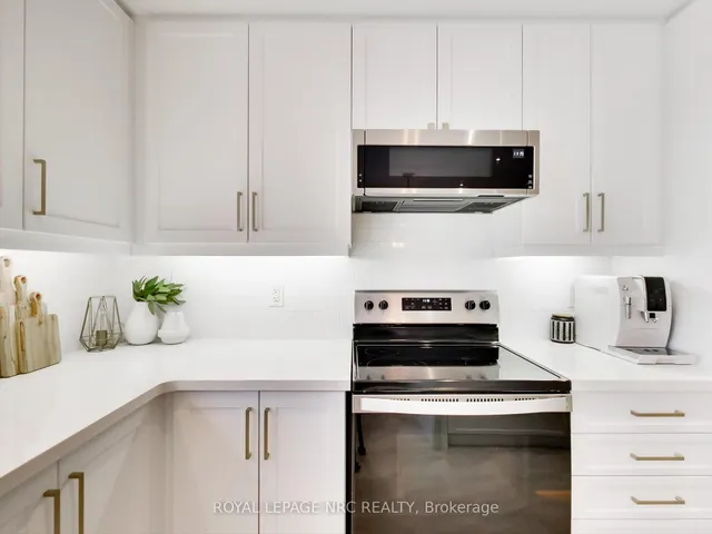 Additional property image - 2071 Ghent Ave Unit 2