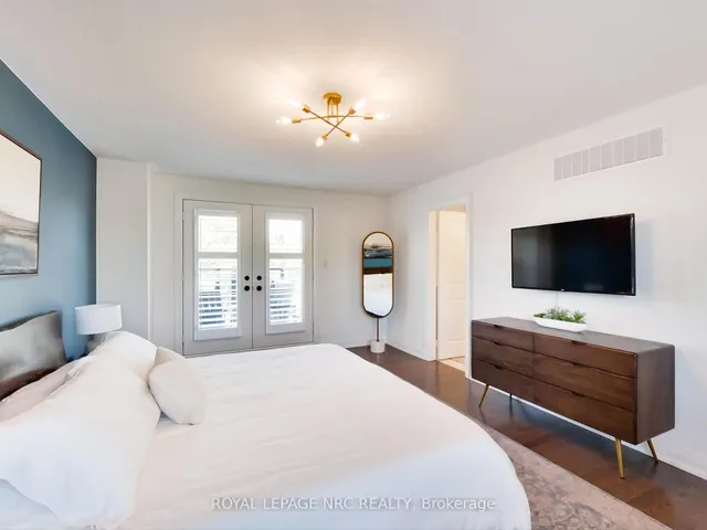 Additional property image - 2071 Ghent Ave Unit 2