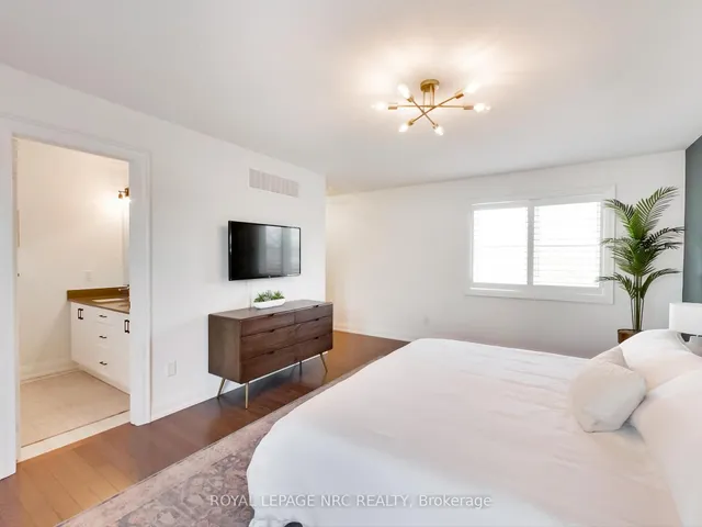 Additional property image - 2071 Ghent Ave Unit 2
