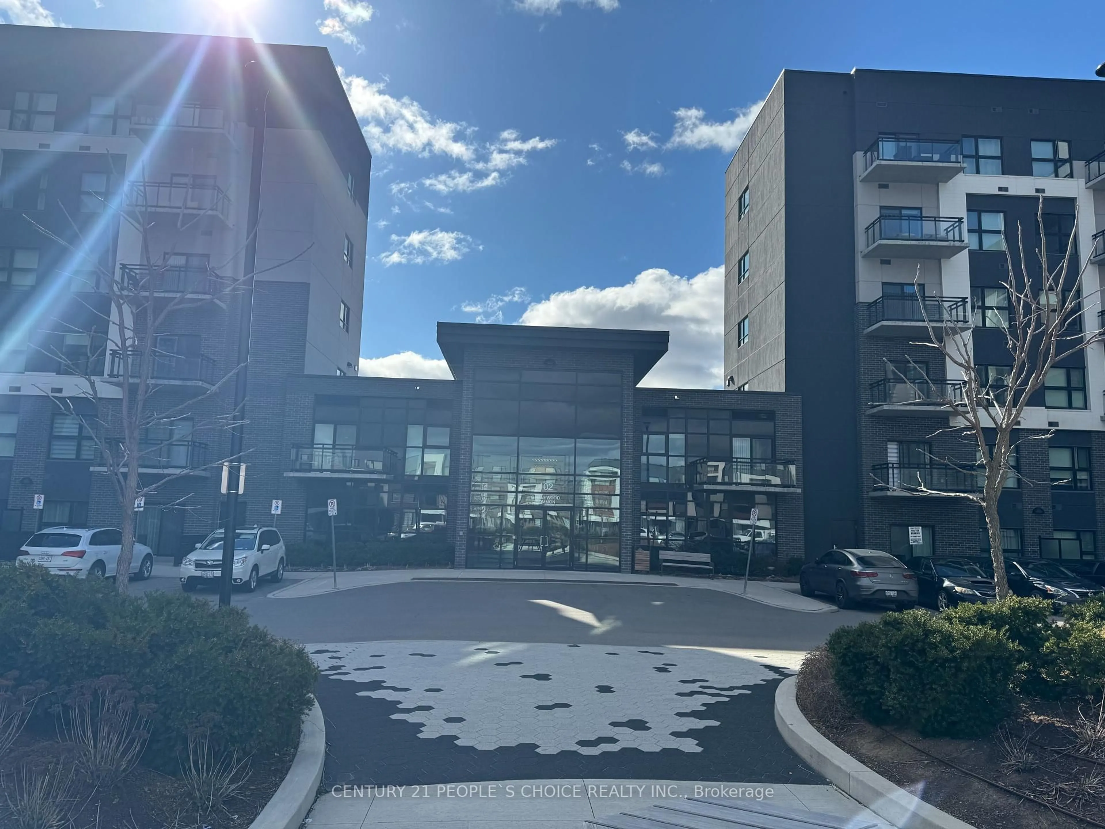 A pic from outside/outdoor area/front of a property/back of a property/a pic from drone, building for 102 Grovewood Common N/A #337, Oakville Ontario L6H 0X2