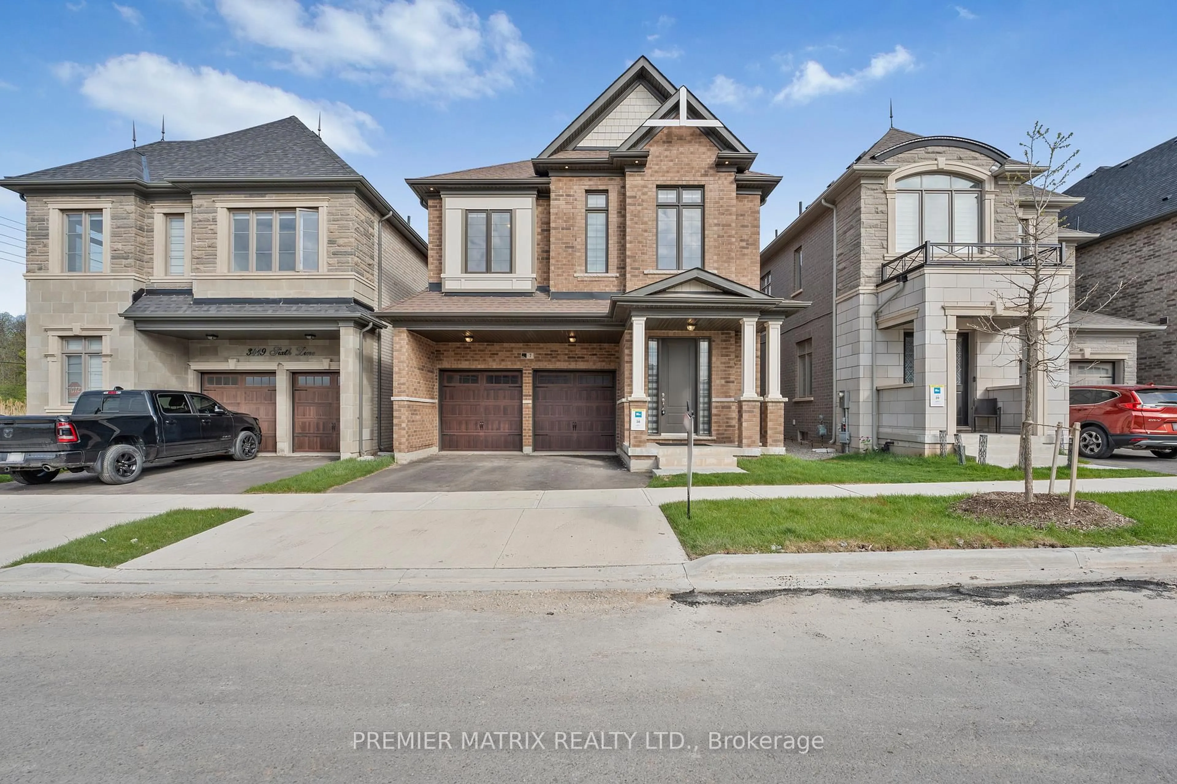 Home with brick exterior material, street for 7 William Crawley Way, Oakville Ontario L6H 0Y7