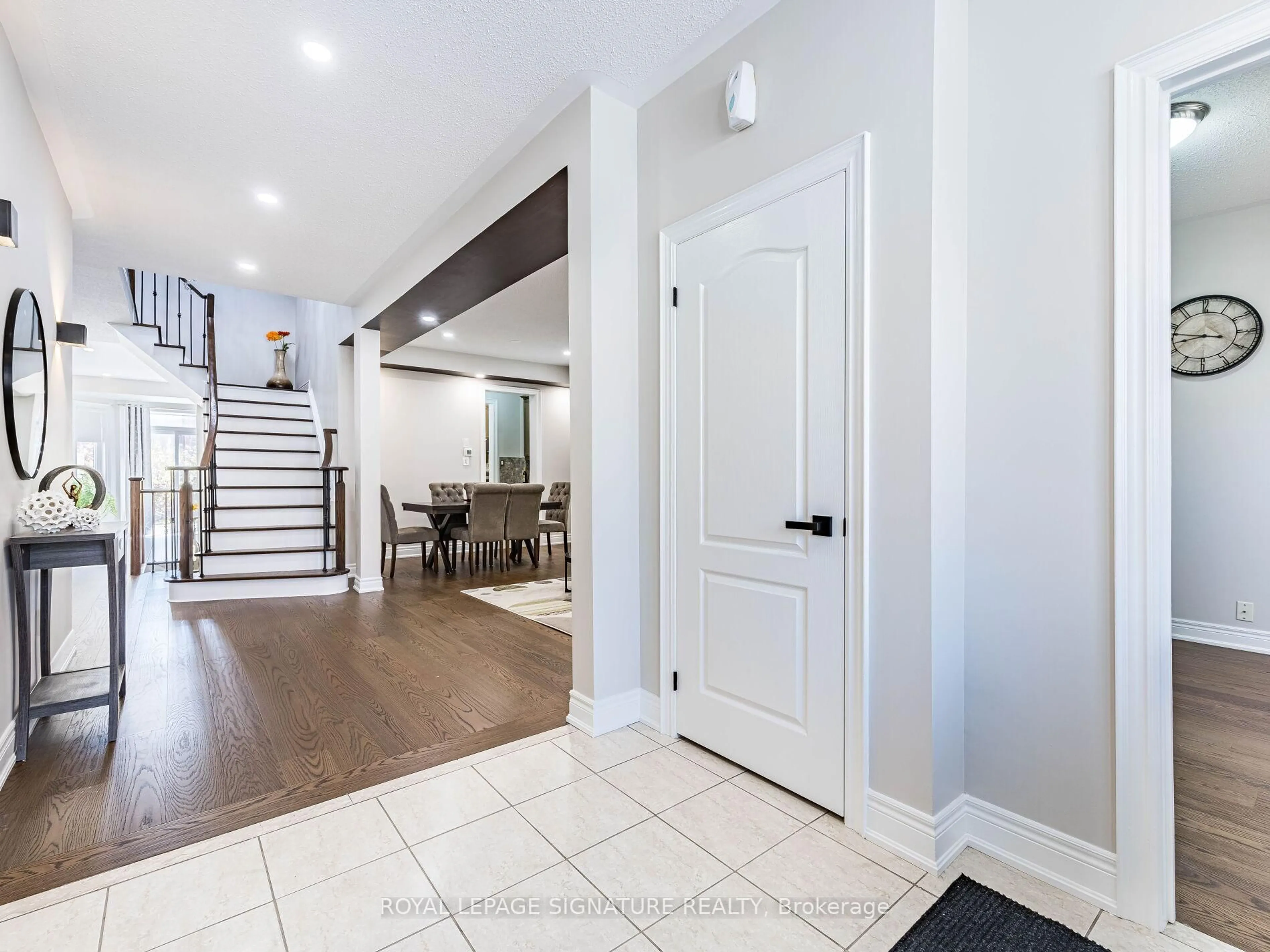 Indoor entryway for 12 Northface Cres, Brampton Ontario L6R 2X9