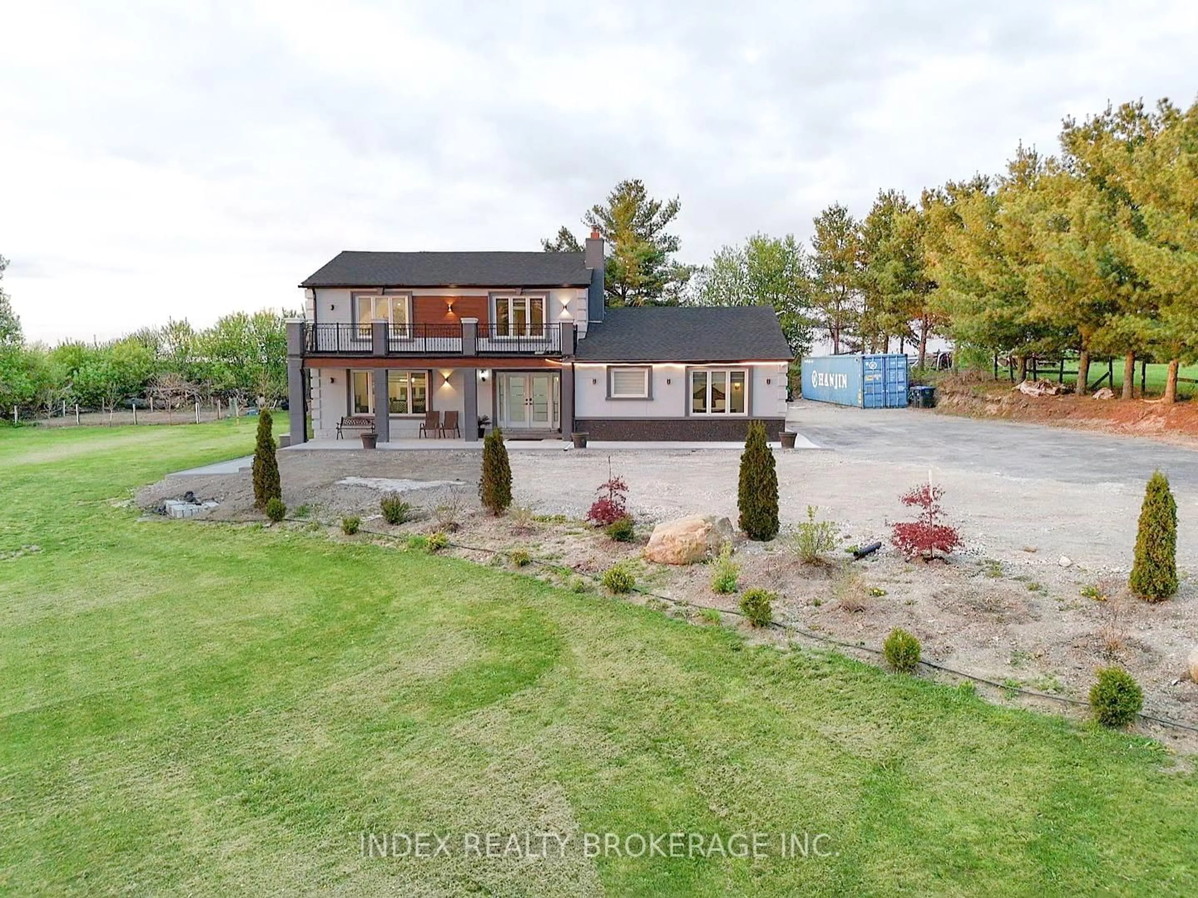 A pic from outside/outdoor area/front of a property/back of a property/a pic from drone, water/lake/river/ocean view for 15277 Dixie Rd, Caledon Ontario L7C 2N1