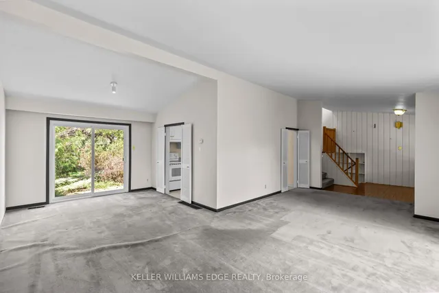 Additional property image - 123 Lynn Crt