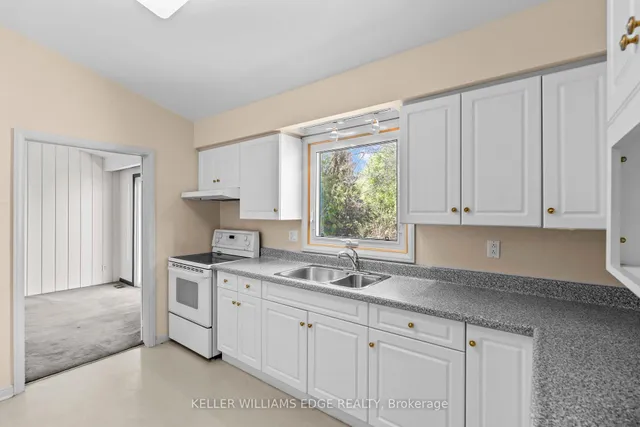 Additional property image - 123 Lynn Crt