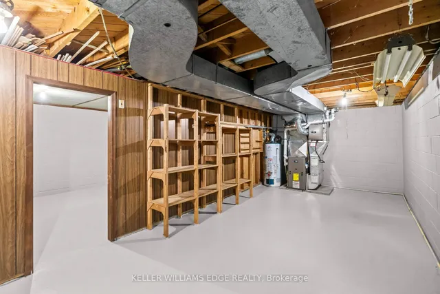 Additional property image - 123 Lynn Crt
