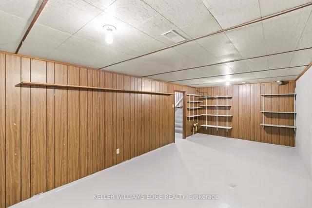 Additional property image - 123 Lynn Crt