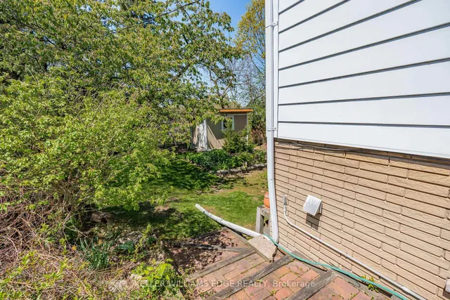 Additional property image - 123 Lynn Crt