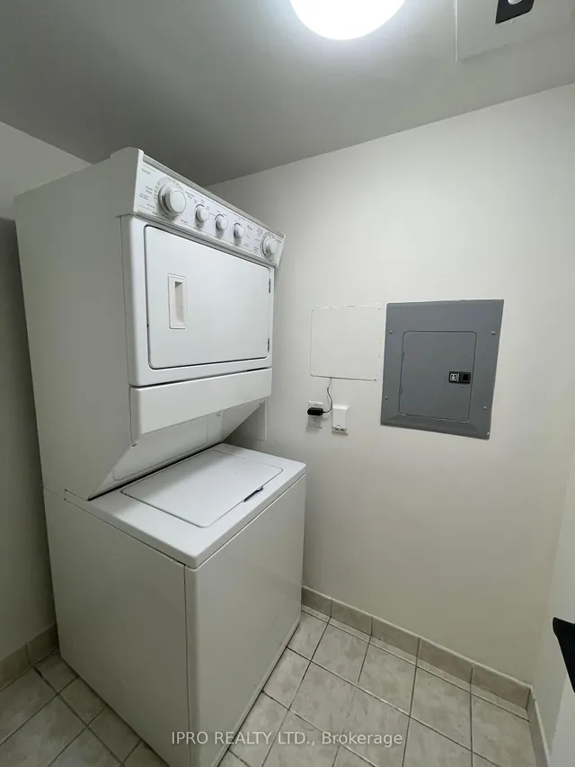 Additional property image - 25 Kingsbridge Garden Unit 1919
