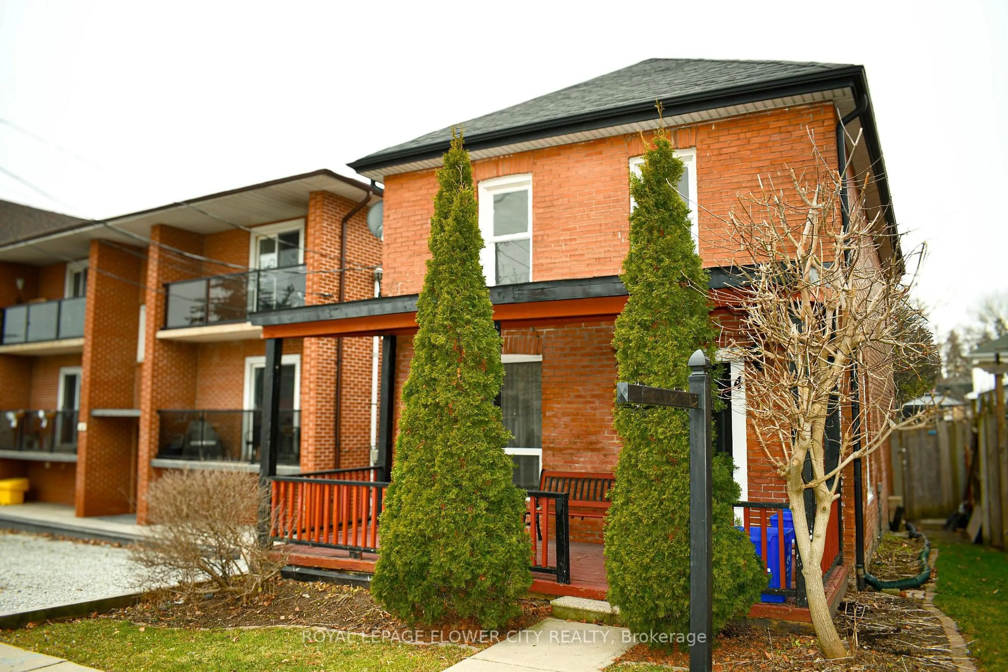 Home with brick exterior material, street for 4 Main St, Halton Hills Ontario L7G 3G5