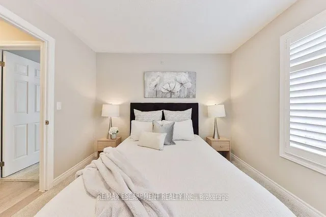 Additional property image - 30 Carnation Ave Unit 74