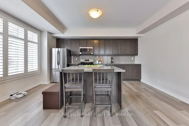 Additional property image - 30 Carnation Ave Unit 74