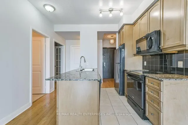 Additional property image - 80 Absolute Ave Unit 911