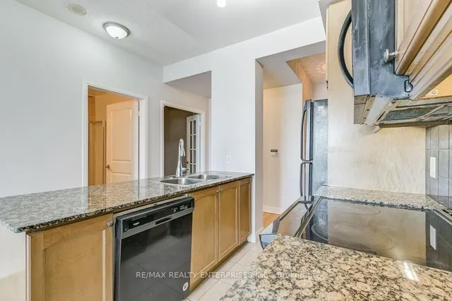 Additional property image - 80 Absolute Ave Unit 911