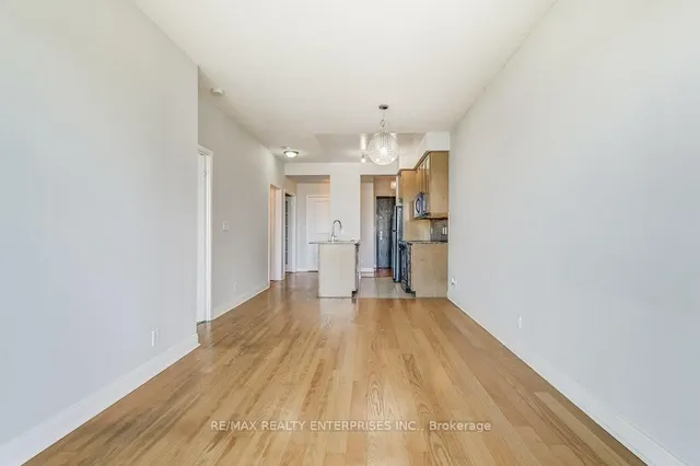 Additional property image - 80 Absolute Ave Unit 911