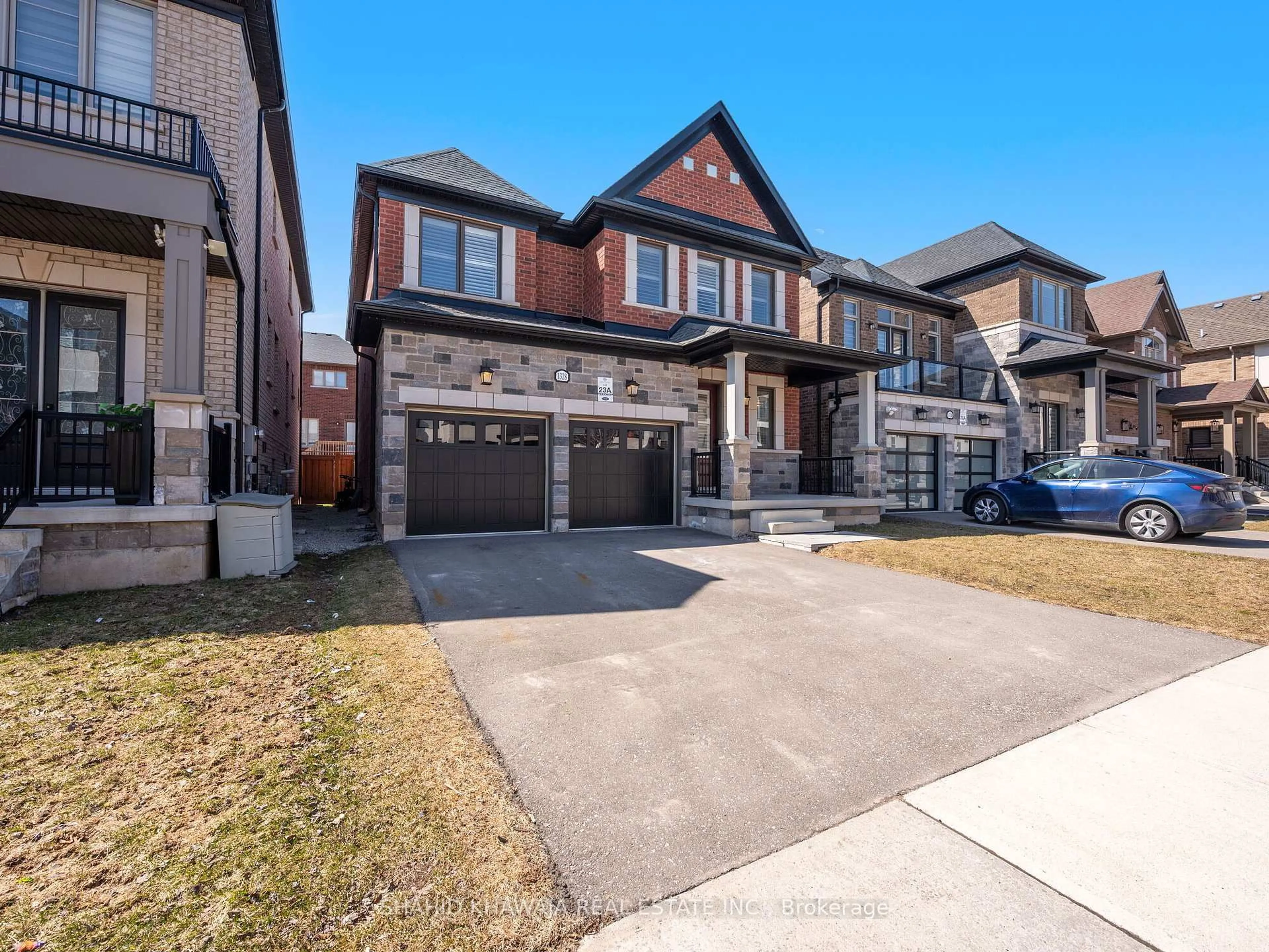 Home with brick exterior material, street for 1328 Clarriage Crt, Milton Ontario L9E 1L6