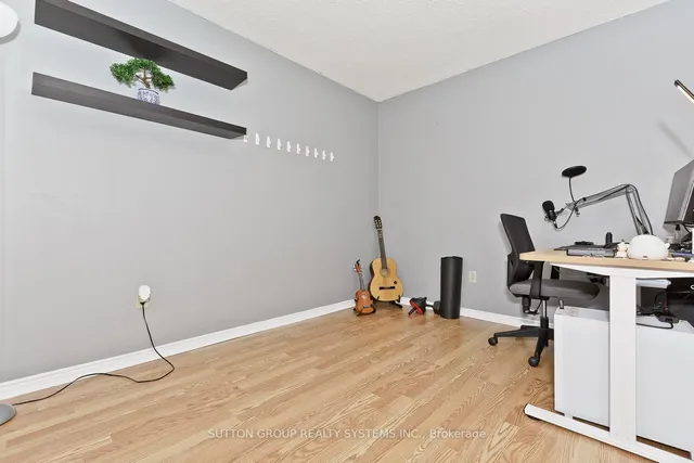 Additional property image - 50 Kingsbridge Garden Circ Unit 910