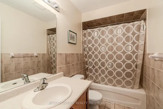 Additional property image - 6 Sparkling Pl
