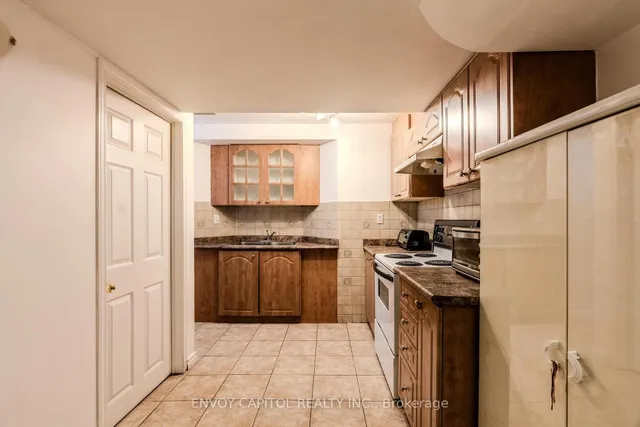 Additional property image - 6 Sparkling Pl