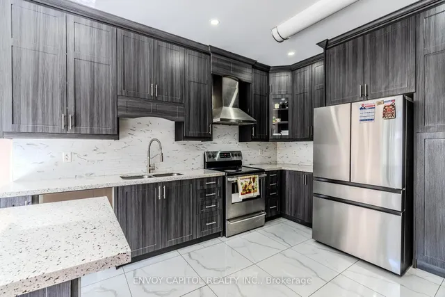 Additional property image - 6 Sparkling Pl