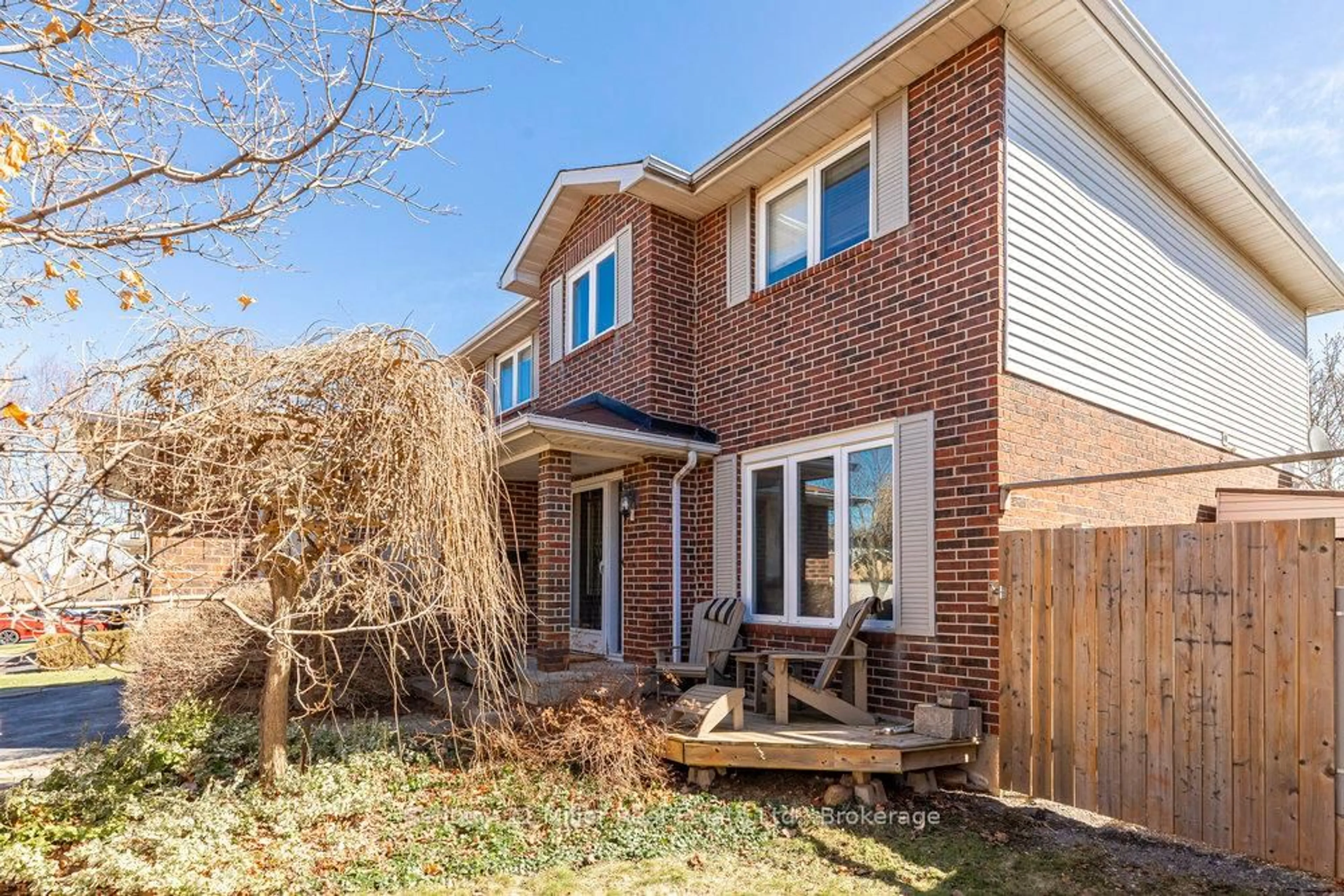 Home with brick exterior material, street for 2456 Overton Dr, Burlington Ontario L7P 4B5