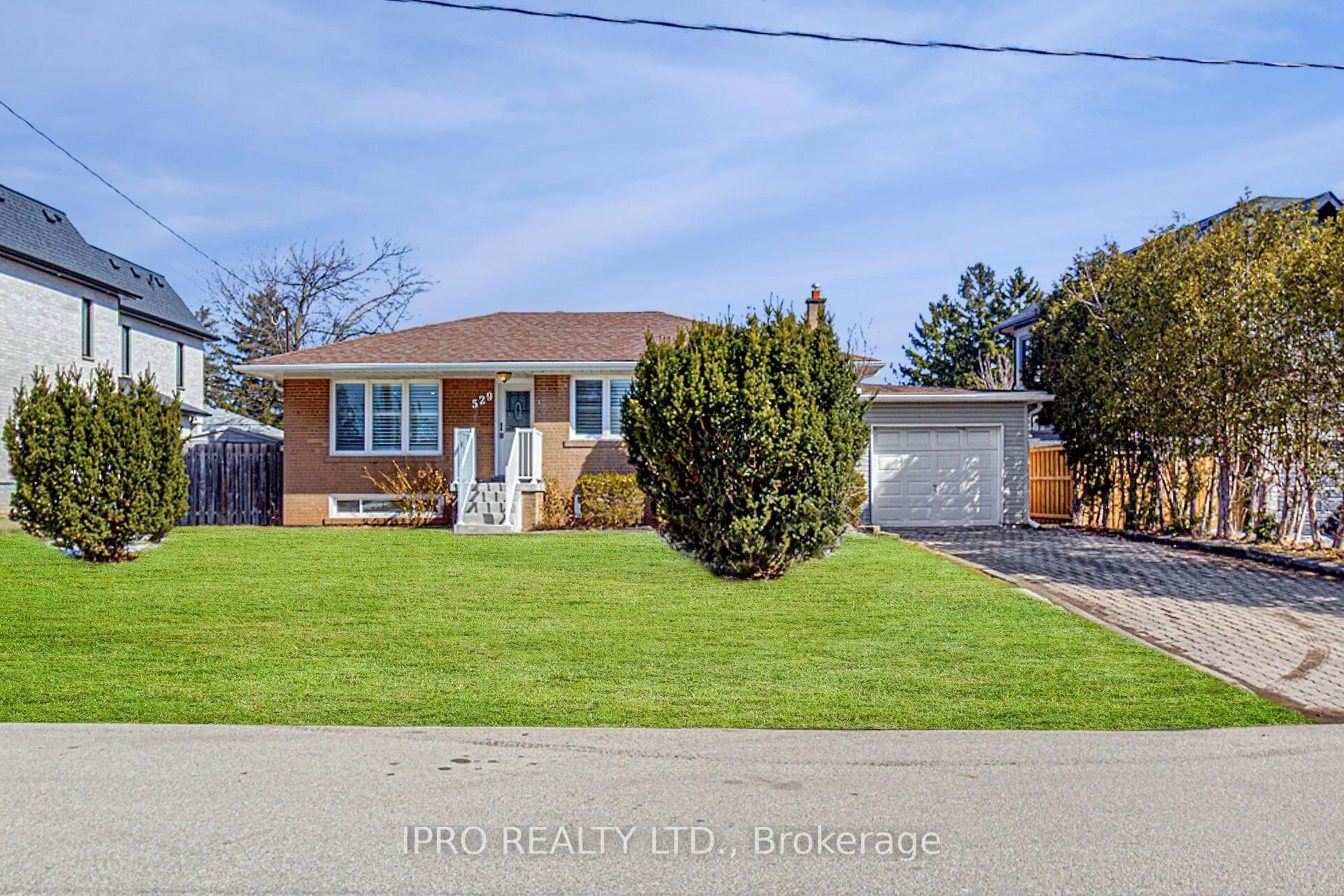 Home with brick exterior material, street for 529 Trudale Crt, Oakville Ontario L6L 4H2