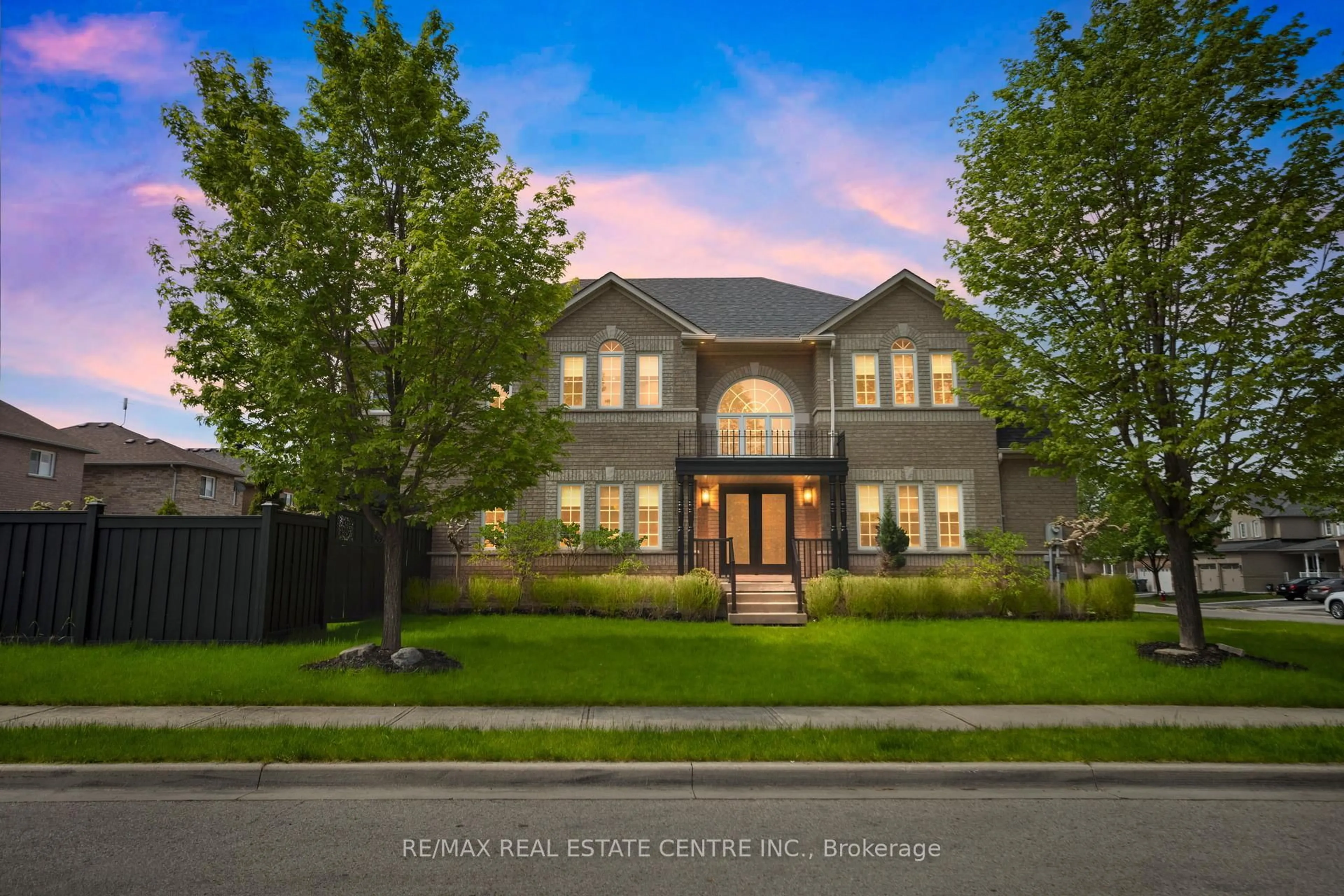 Home with brick exterior material, street for 41 Avalanche Cres, Brampton Ontario L6P 1L8