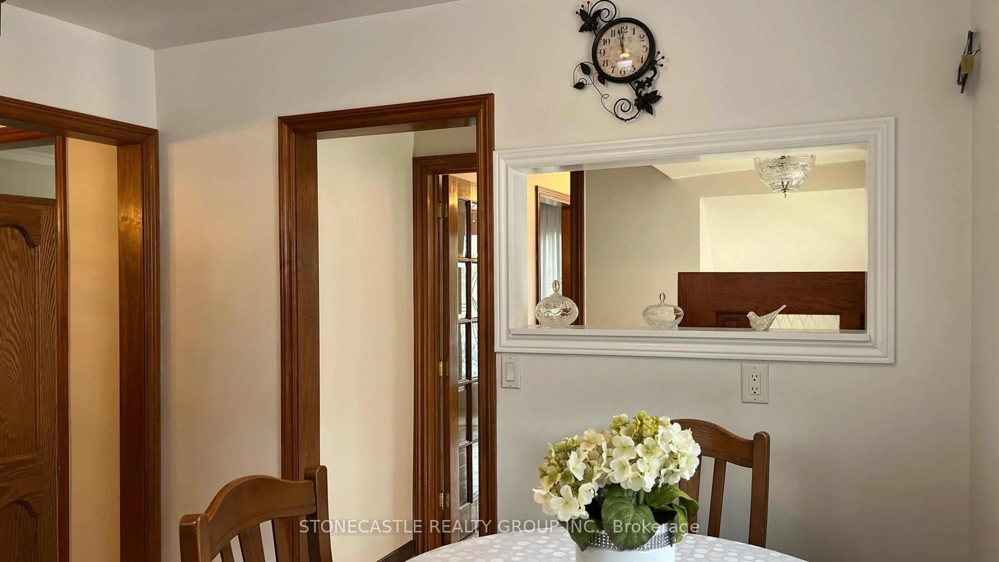 Dining room, unknown for 23 Quinan Dr, Toronto Ontario M6L 1E8