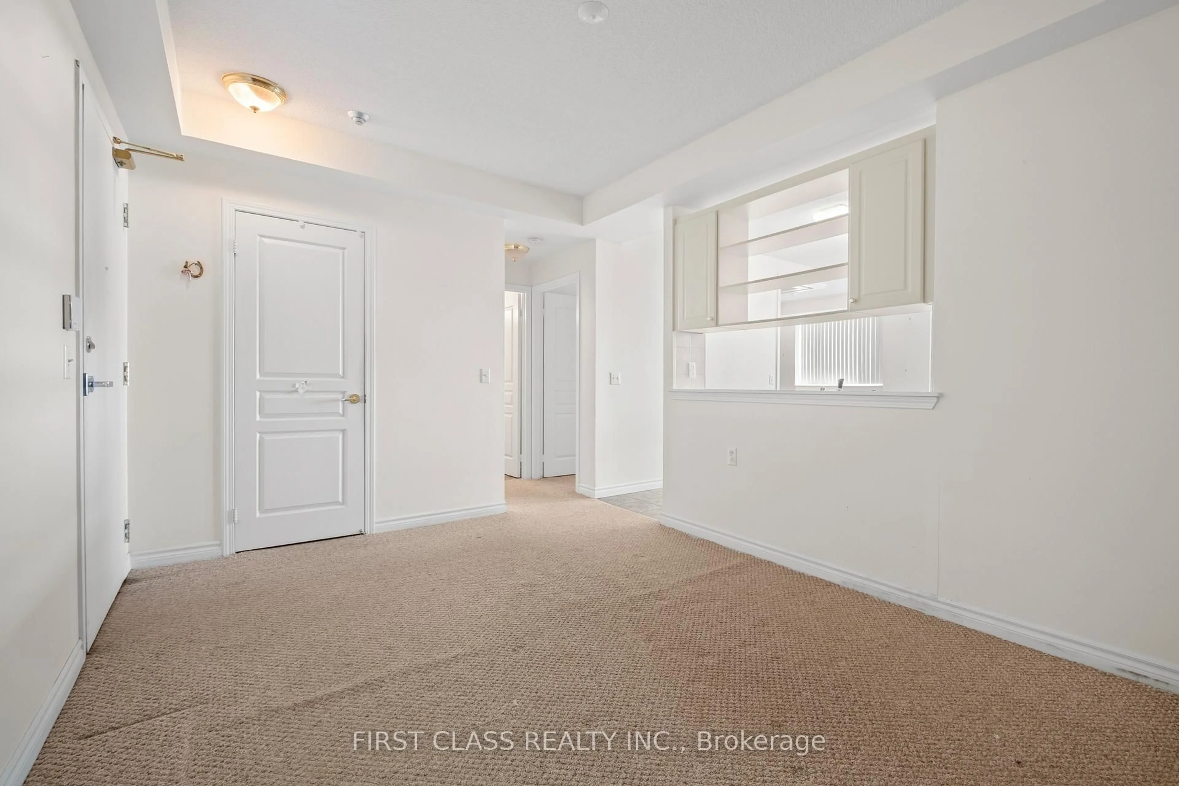 A pic of a room for 200 Burnhamthorpe Rd #905, Mississauga Ontario L5A 4E8