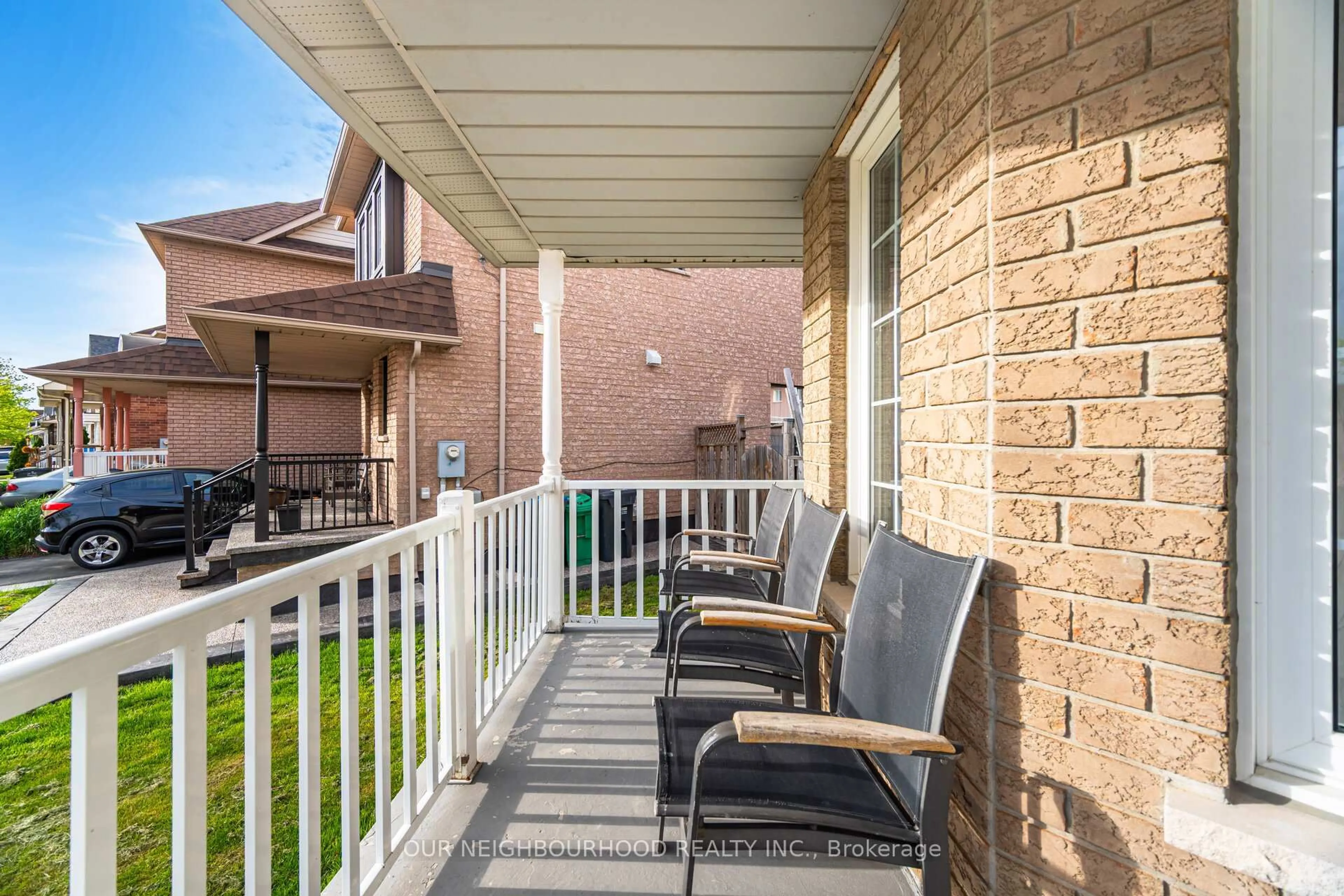 Patio, street for 71 Giraffe Ave, Brampton Ontario L6R 1Z1