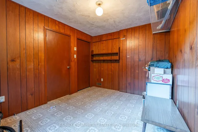 Additional property image - 1215 Derry Rd