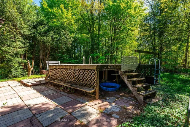 Additional property image - 1215 Derry Rd