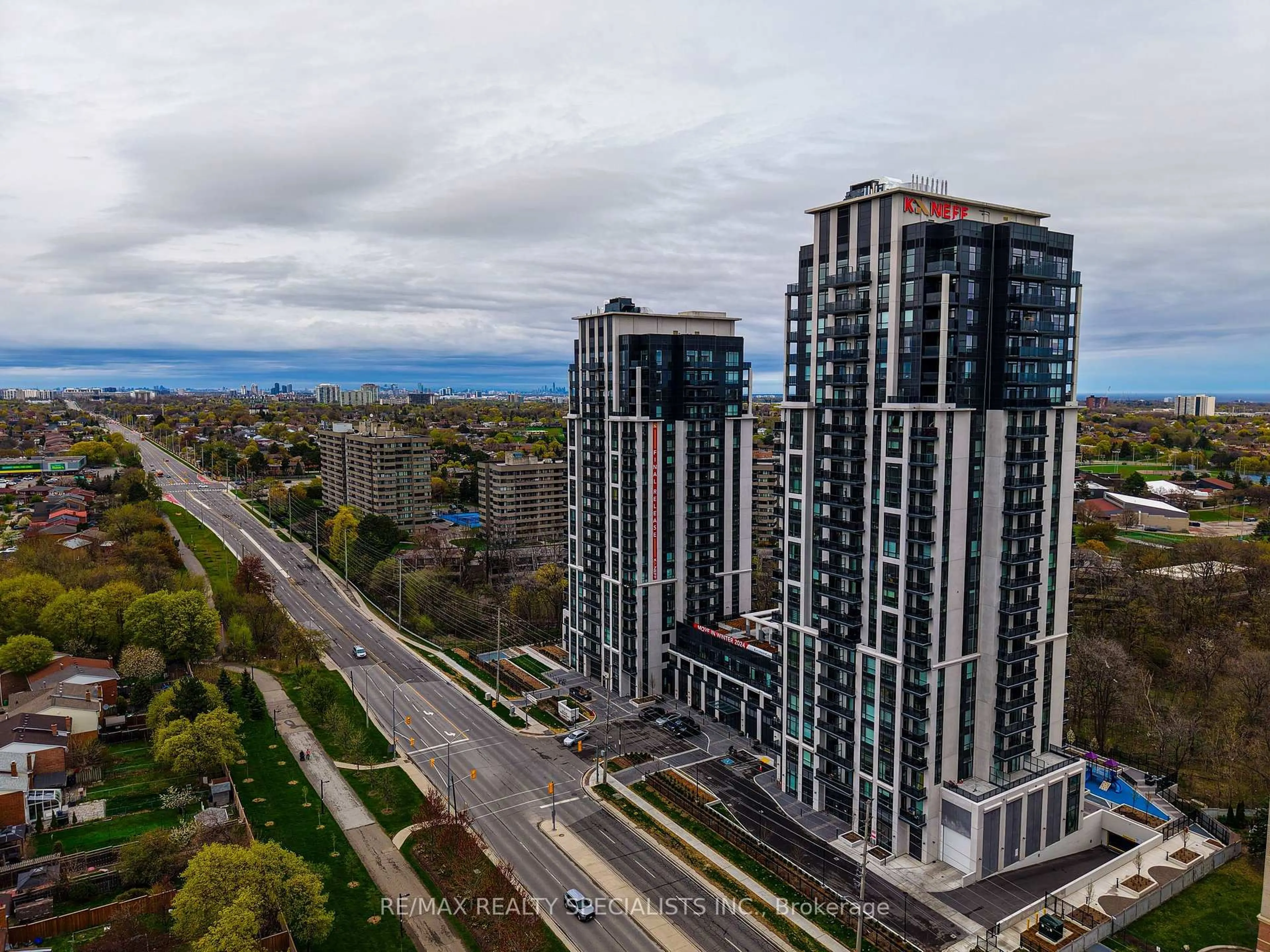 A pic from outside/outdoor area/front of a property/back of a property/a pic from drone, city buildings view from balcony for 202 Burnhamthorpe Rd #1206W, Mississauga Ontario L5B 4N4