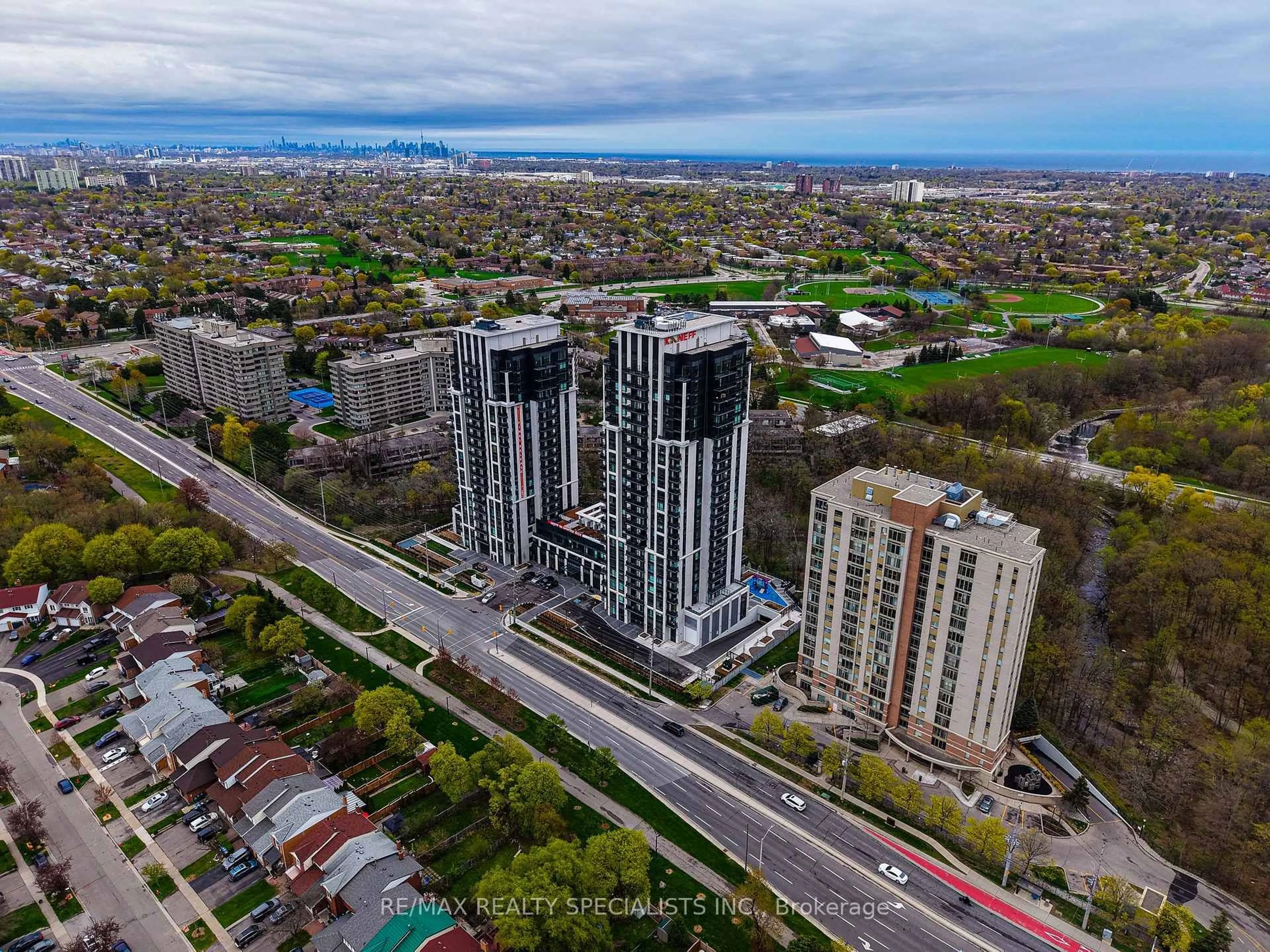 A pic from outside/outdoor area/front of a property/back of a property/a pic from drone, city buildings view from balcony for 202 Burnhamthorpe Rd #1206W, Mississauga Ontario L5B 4N4