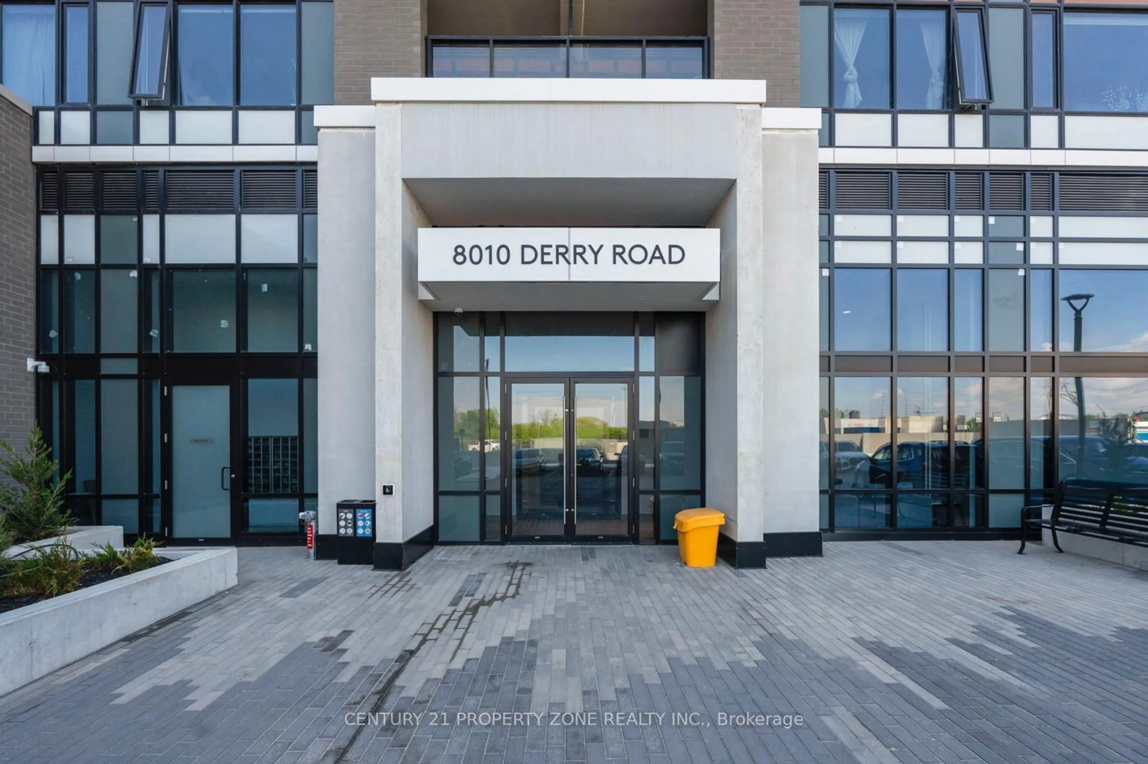 Lobby for 8010 Derry Rd #1505, Milton Ontario L9T 9N3