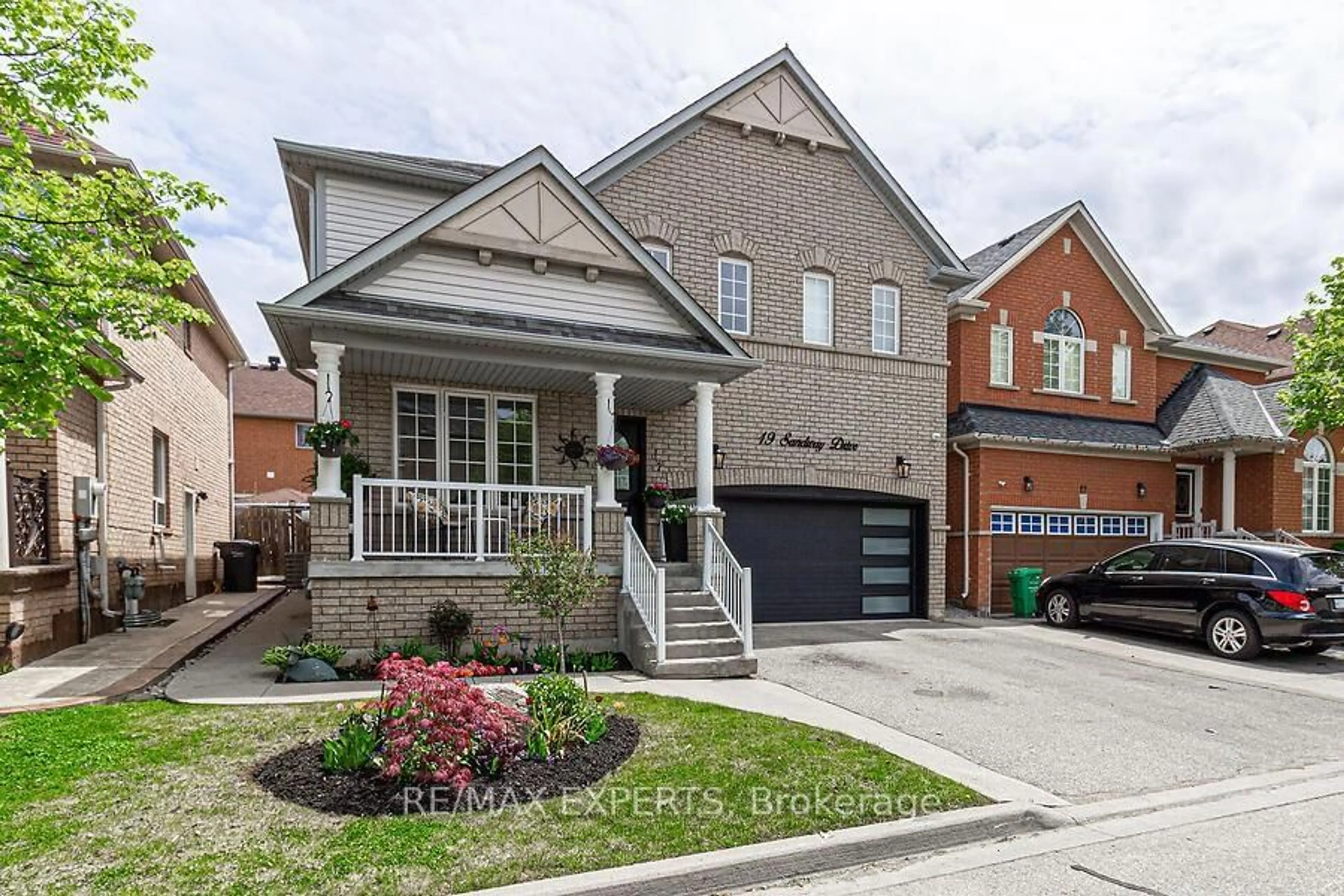 Home with brick exterior material, street for 19 Sandway Dr, Brampton Ontario L7A 2T9