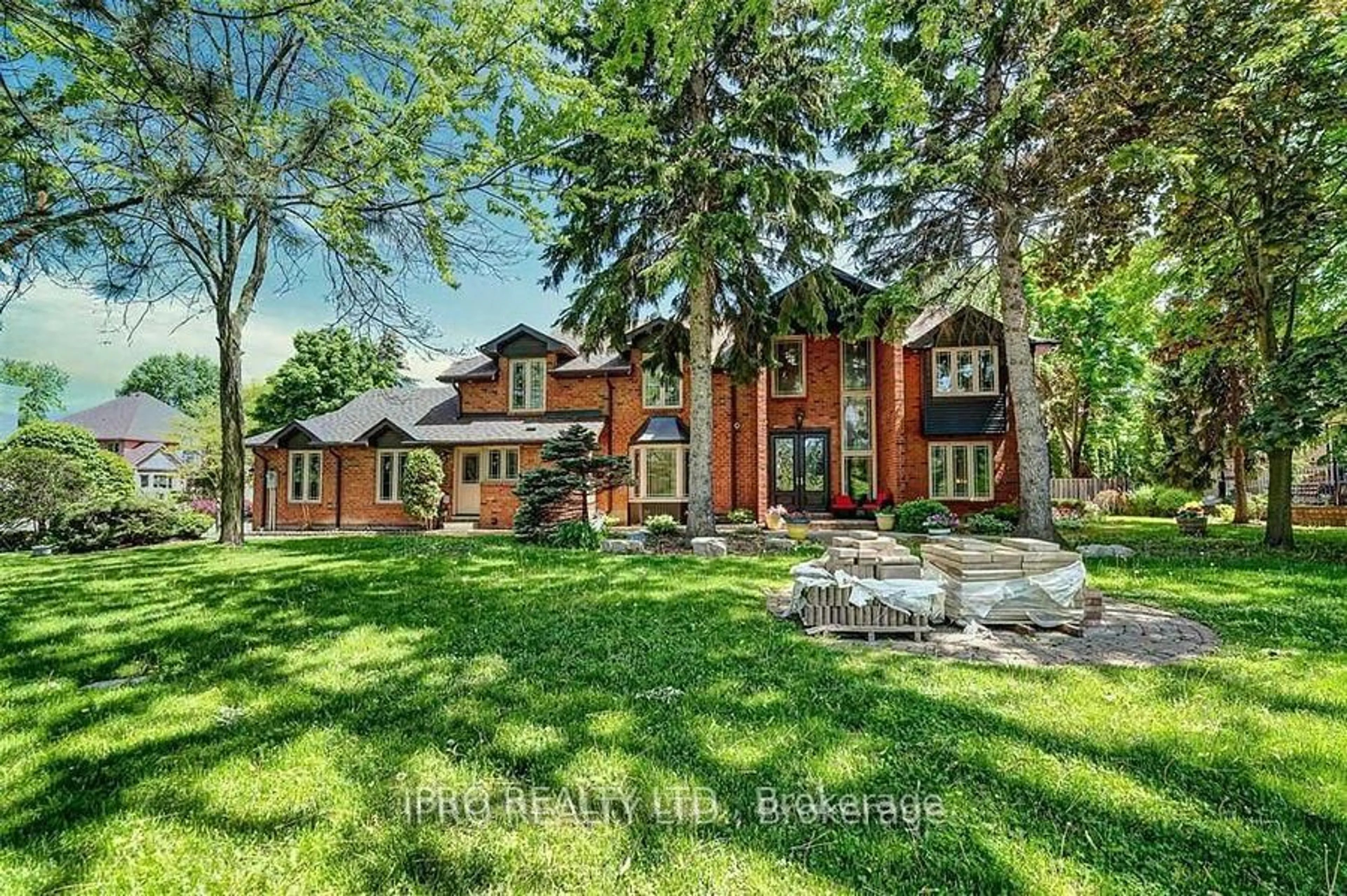 Home with brick exterior material, street for 4326 Bridlepath Tr, Mississauga Ontario L5L 3K4